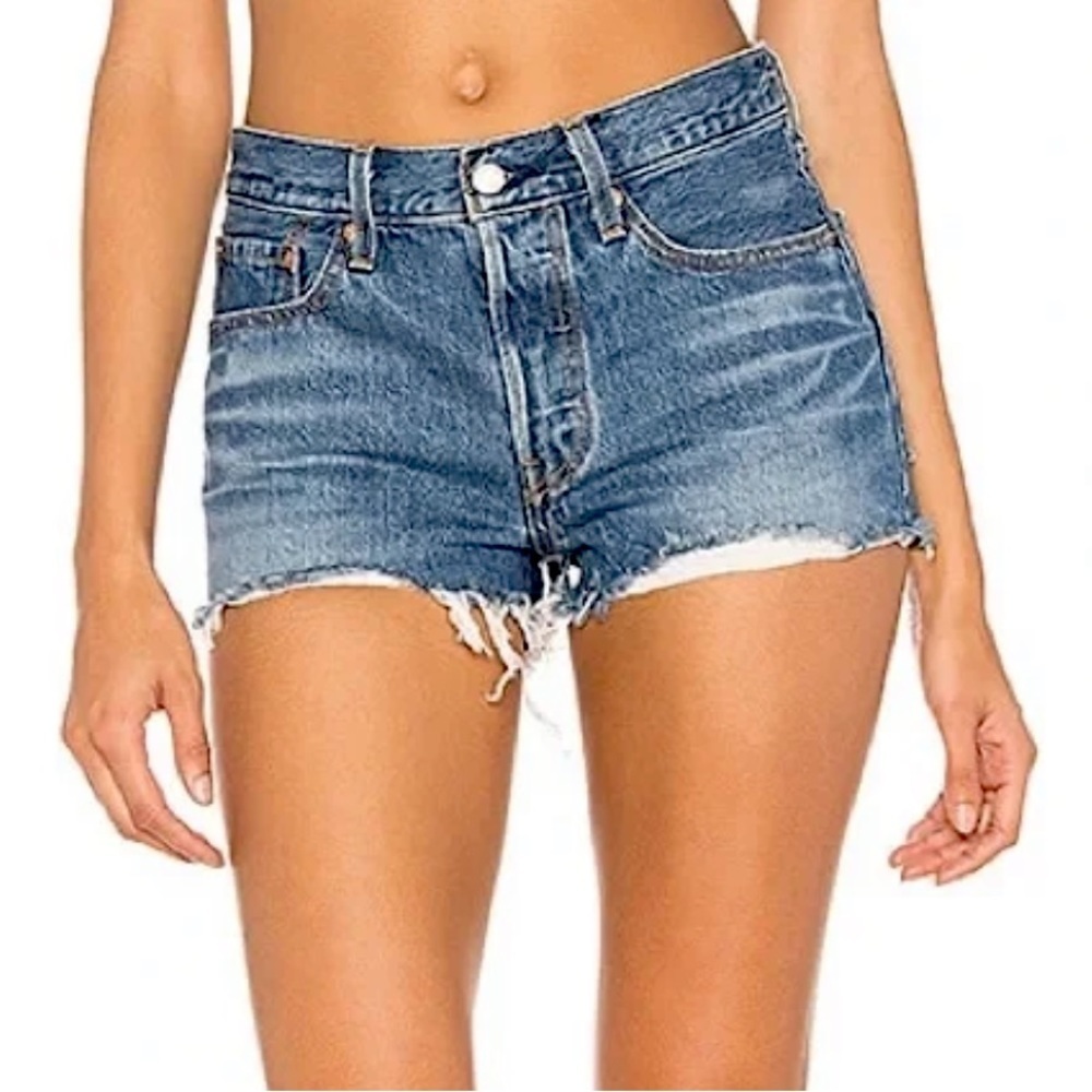 LEVI’S 501 Shorts - Picture 2 of 16